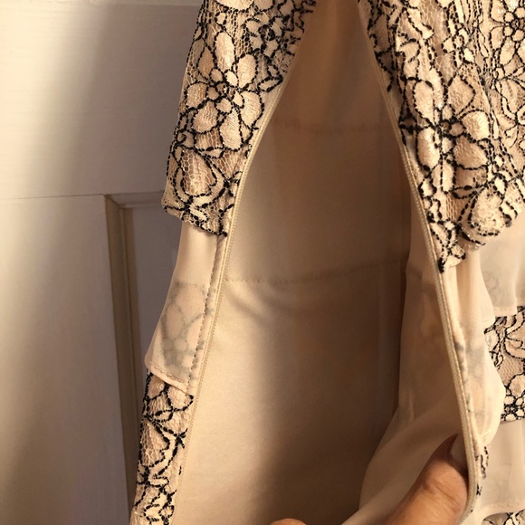 Flattering layered Dress Sz12 - Picture 6 of 7